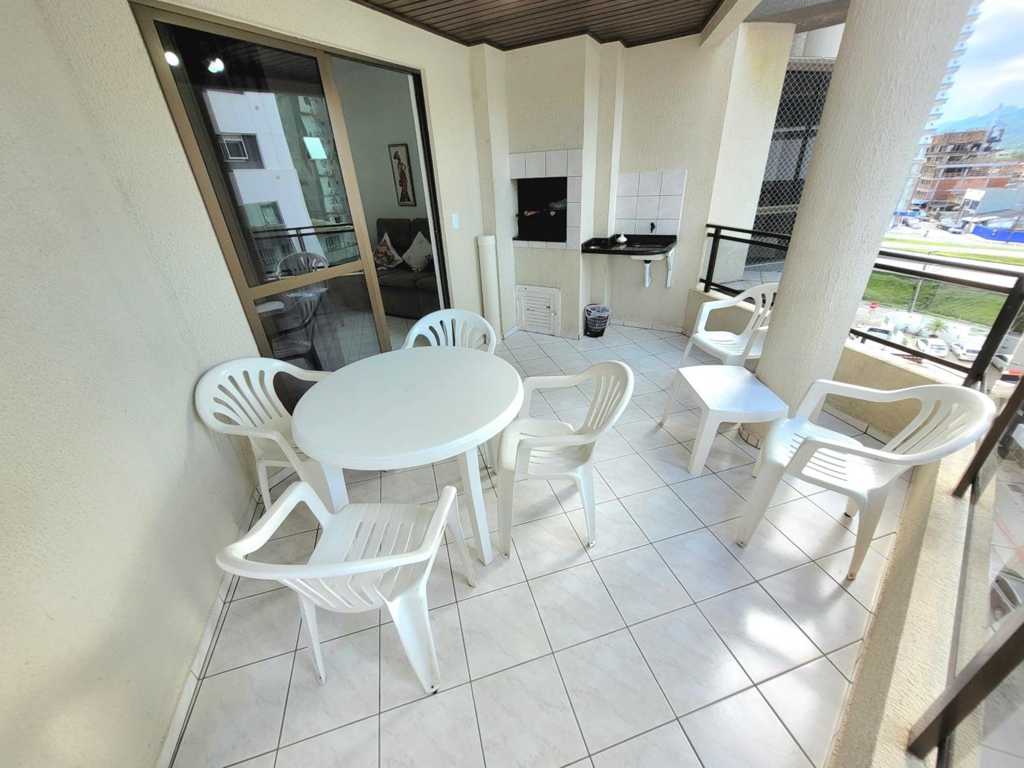 Apartamento 200 Metros Da Praia 03 Quartos Com Ar Condicionado - Meia Praia - Itapema Zewnętrze zdjęcie